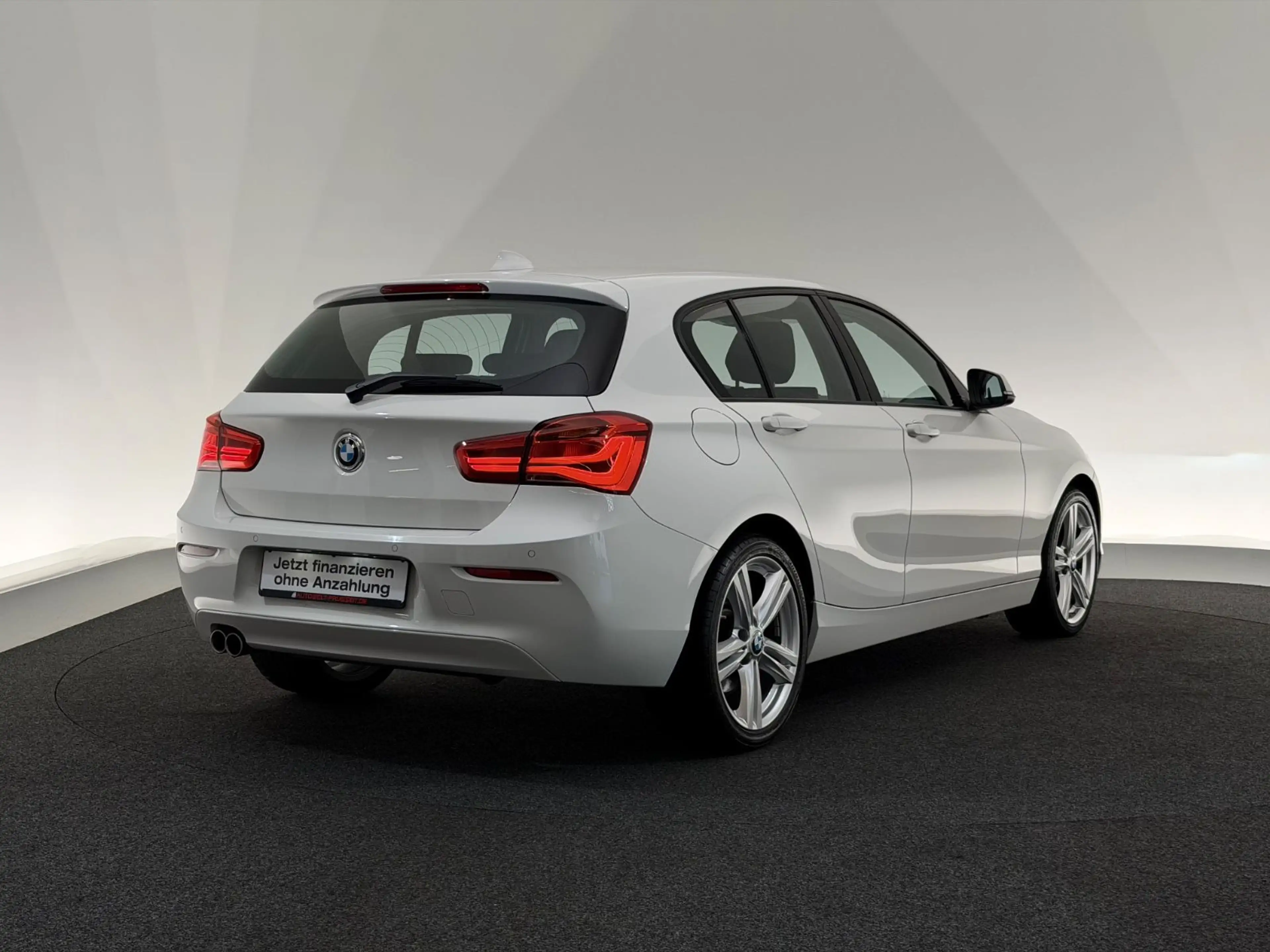 BMW 120 i Lim.*ADVANTAGE*LED-SHZ-TEMPOMAT-NEBEL-PDC — photo 7