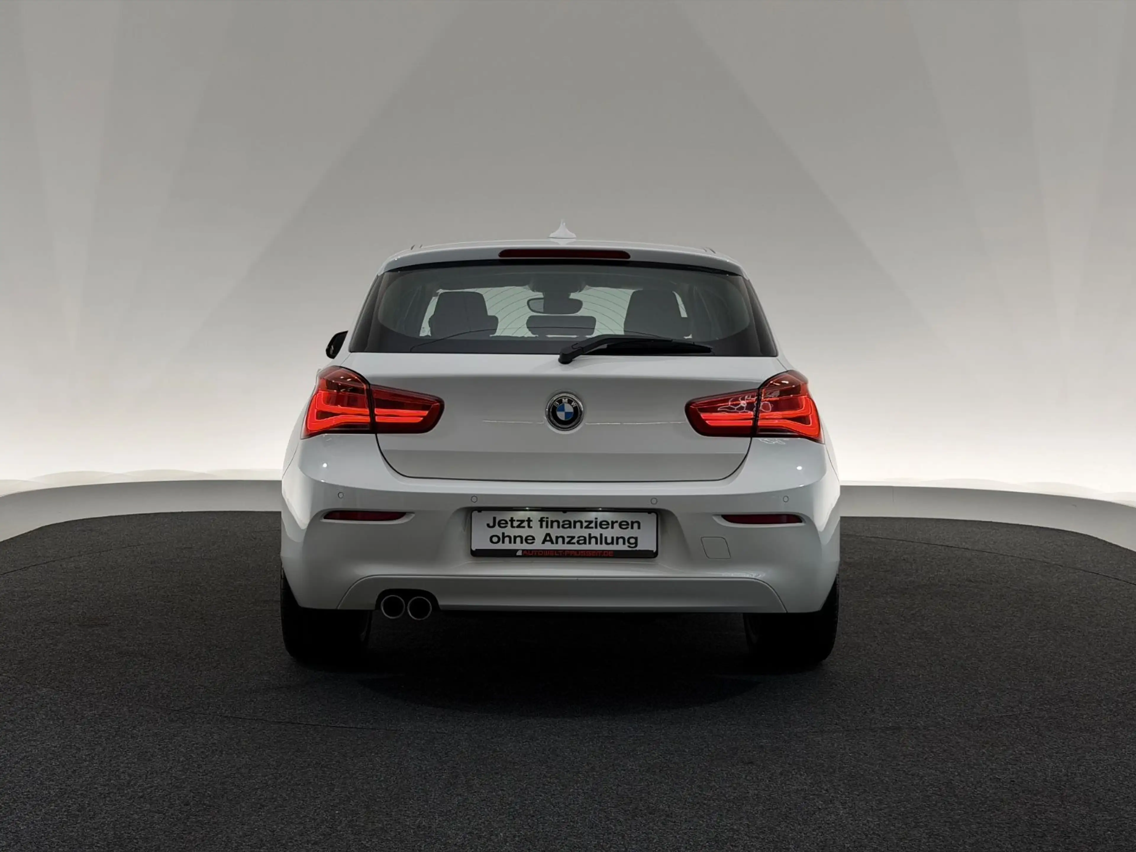 BMW 120 i Lim.*ADVANTAGE*LED-SHZ-TEMPOMAT-NEBEL-PDC — photo 6