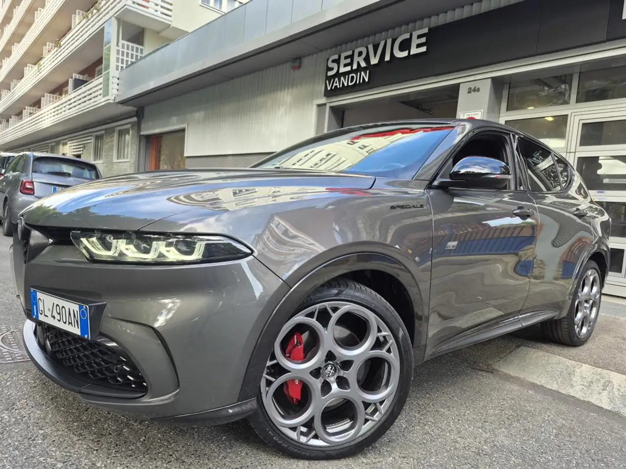 Alfa Romeo Tonale "SPECIALE", 1.5 TURBO-HYBRID 130cv tct7 *ECCELSA* — photo 1 of 15