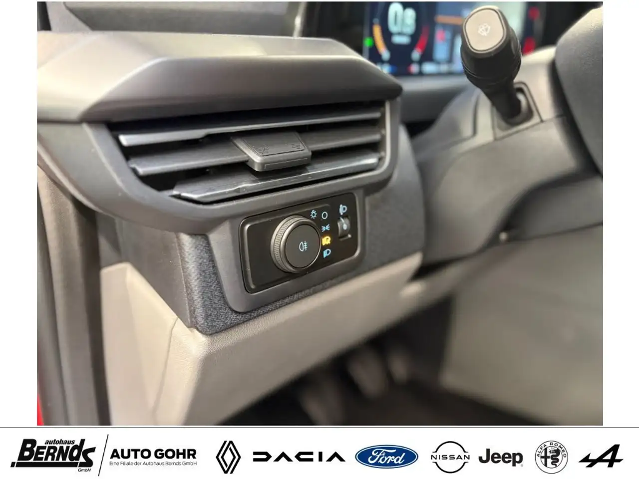Ford Tourneo 320 L1H1 VA Titanium AHK 8-SITZER SITZHZG. PDC GJR, миниатюра 26
