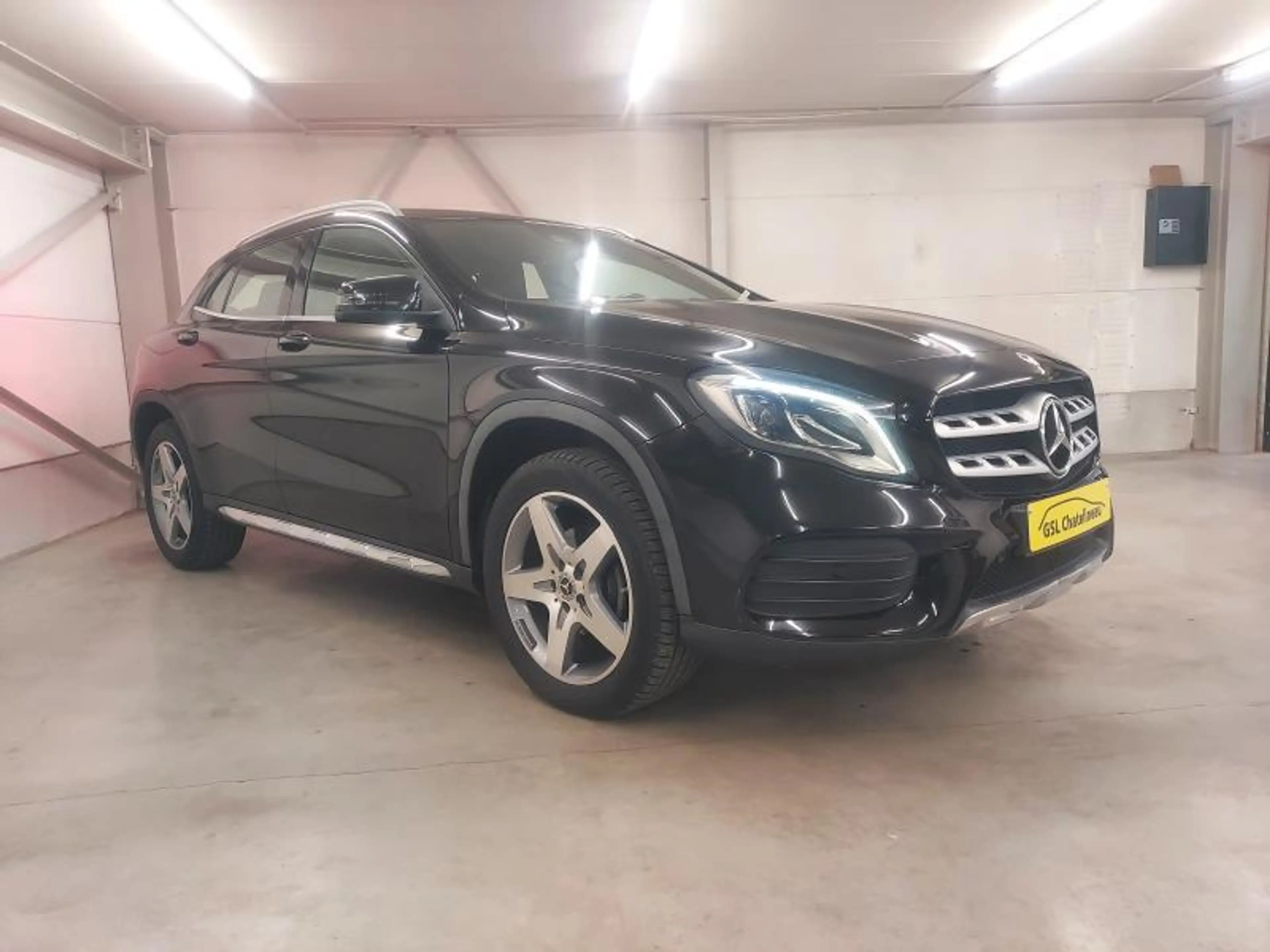 Mercedes-Benz GLA 180 1.6i 122cv *Boîte Auto*NAVI*CAMERA*CLIM*CRUISE* — photo 3