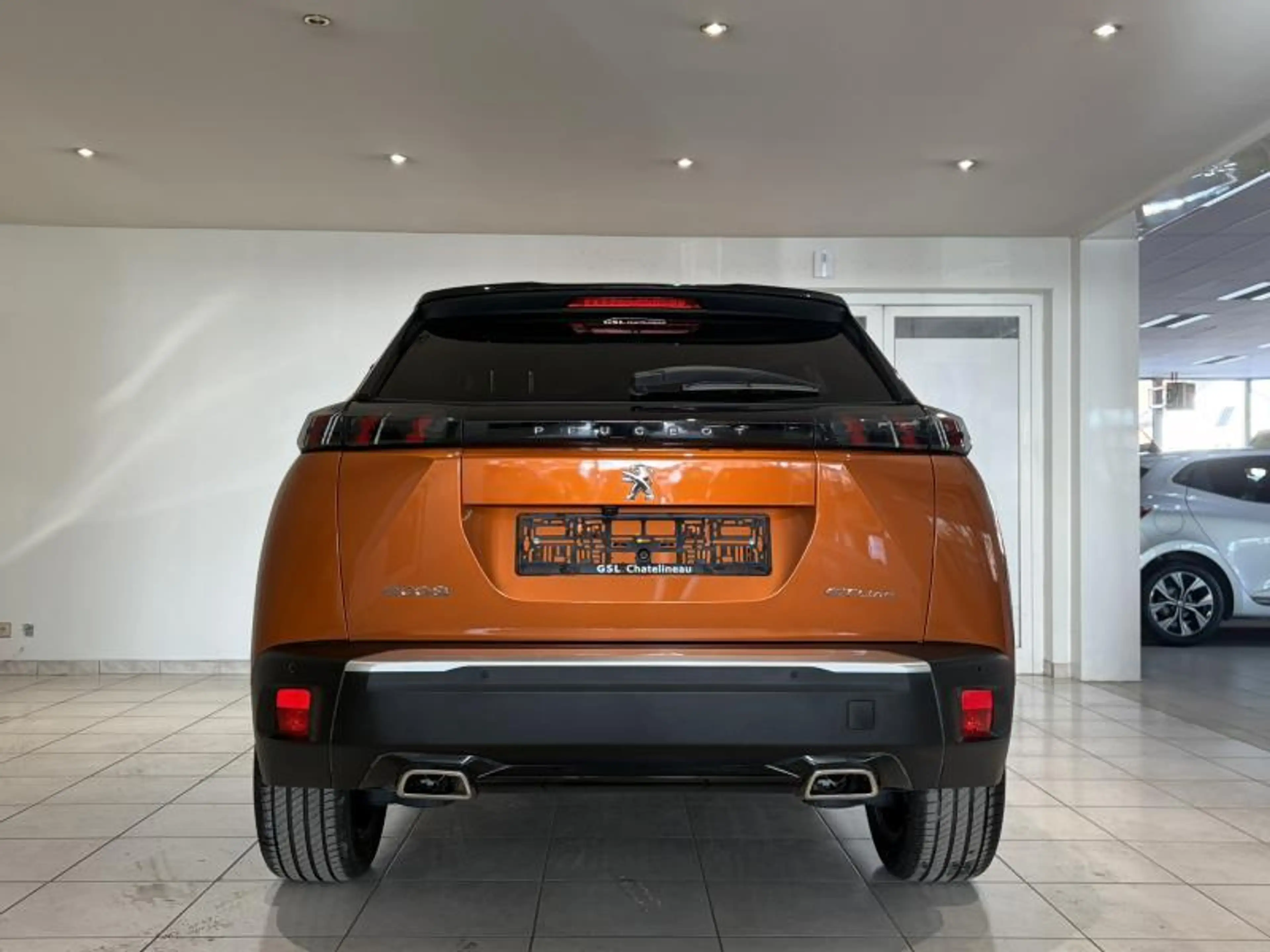 Peugeot 2008 1.2 130cv Orange Gt-Line 05/20 Clim/Capteurs/Cam/C — photo 7