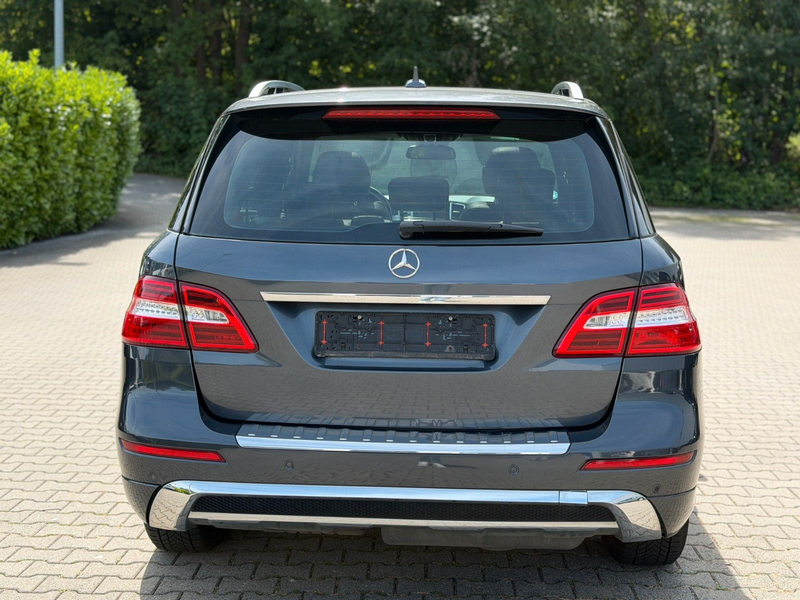 Mercedes-Benz ML 250 CDI BlueTec 4Matic *Leder *Panorama *Navi — photo 7