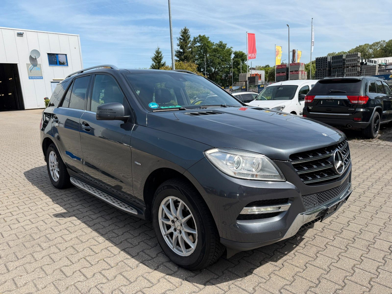 Mercedes-Benz ML 250 CDI BlueTec 4Matic *Leder *Panorama *Navi — photo 3