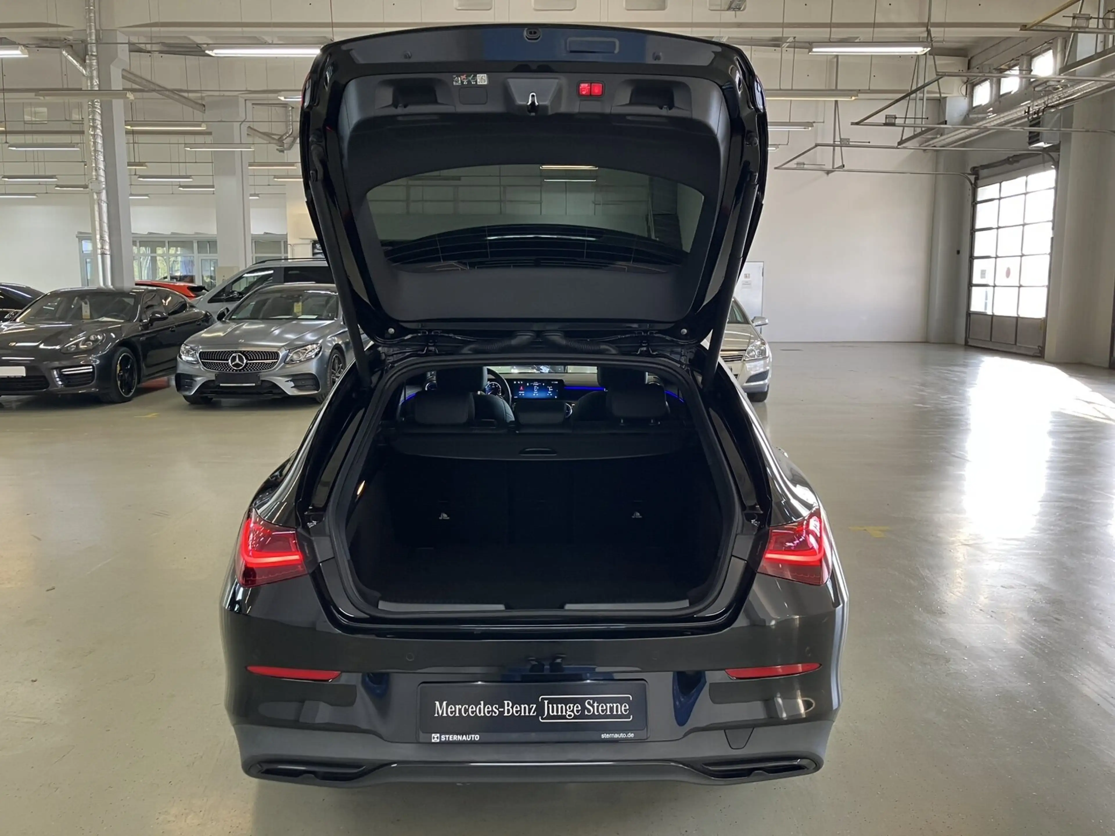 Mercedes-Benz CLA 200 CLA 200 d SB Prog Adv Plus PAno Standh 360 Multibeam — photo 7
