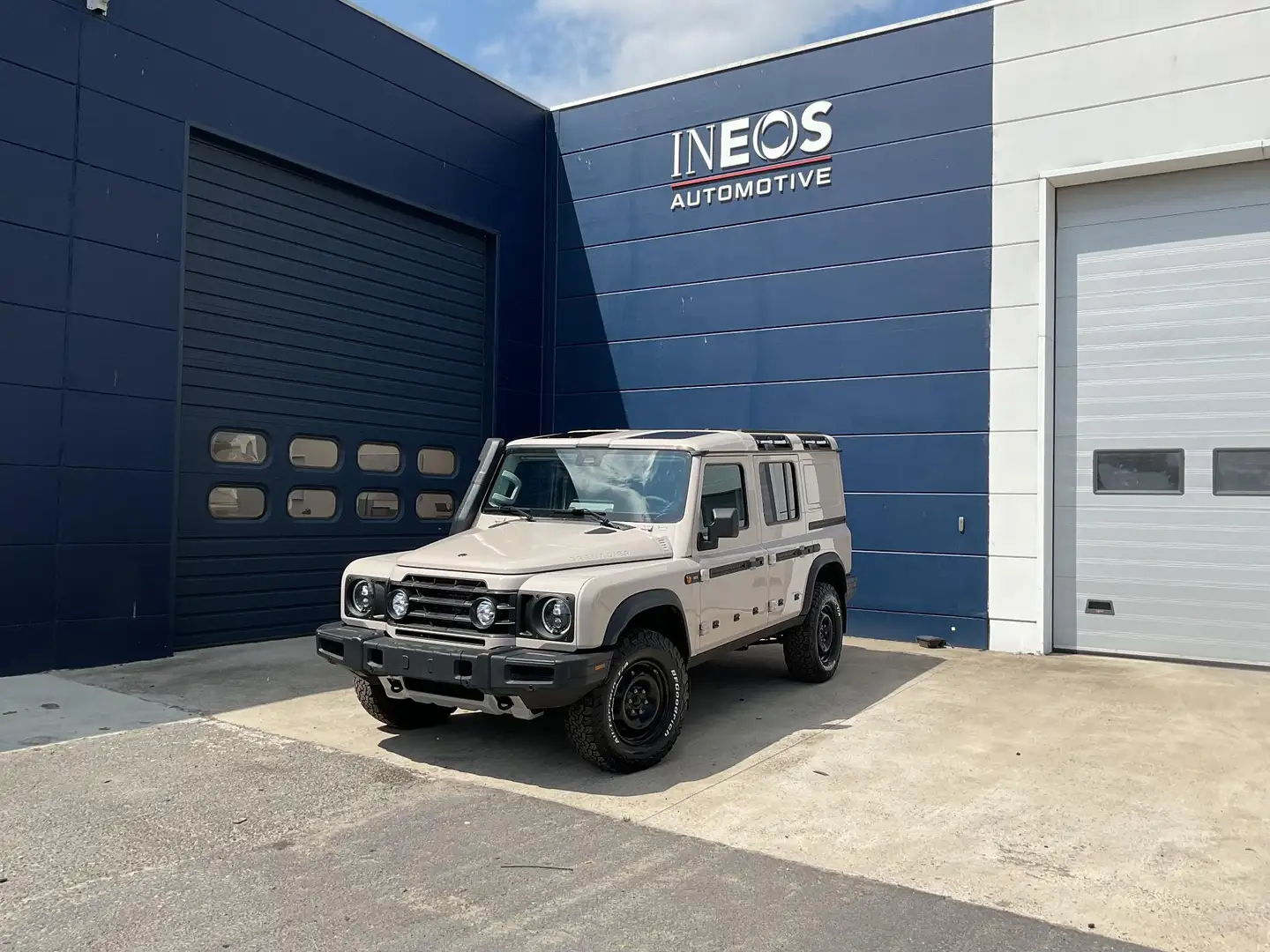 Ineos Grenadier Utility Wagon 2 seats - 1