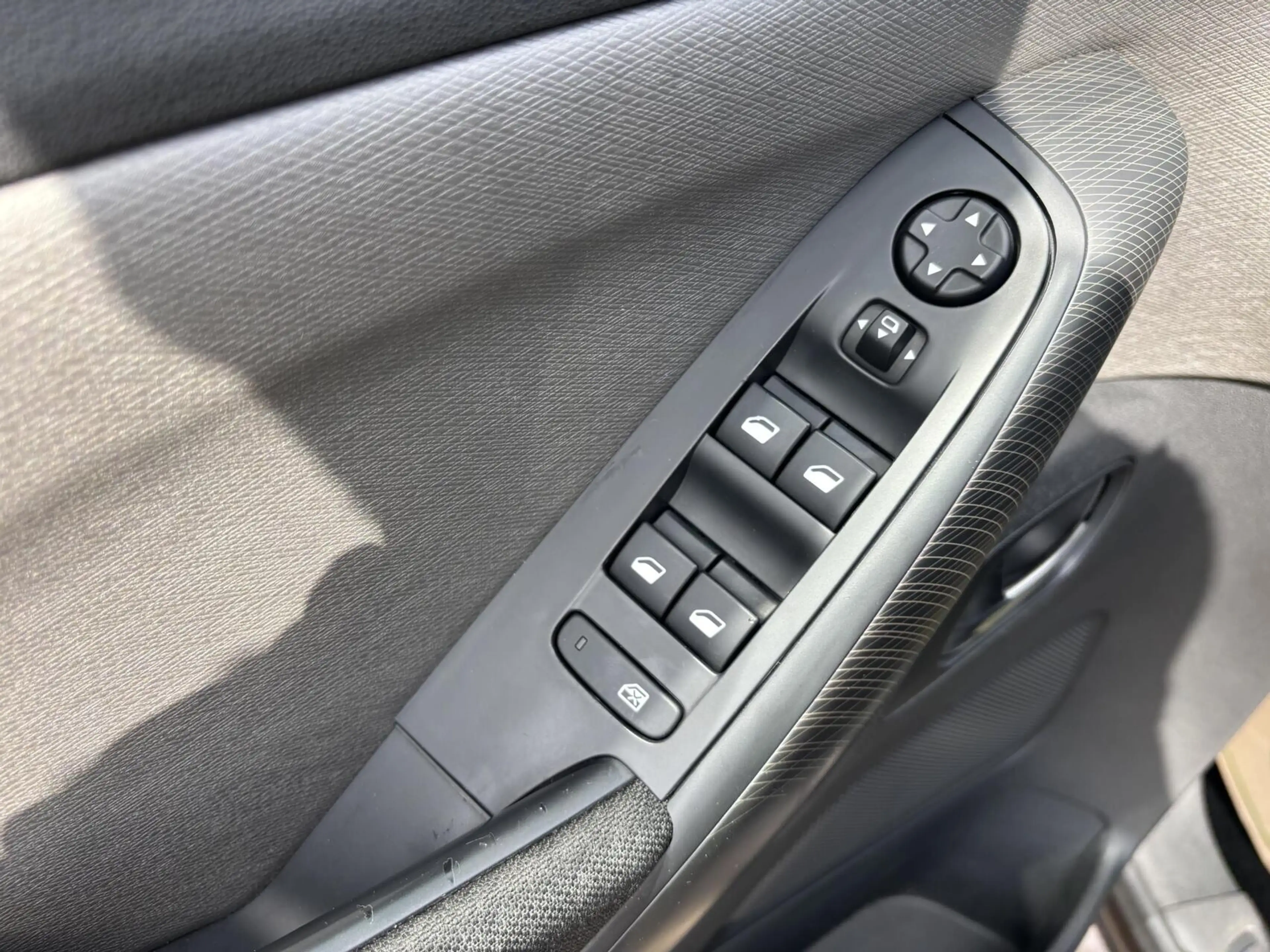Citroen C4 Picasso 1.6 Intensive/AUT/TREKH/PARKS/NAVI/APK/NAP — photo 15