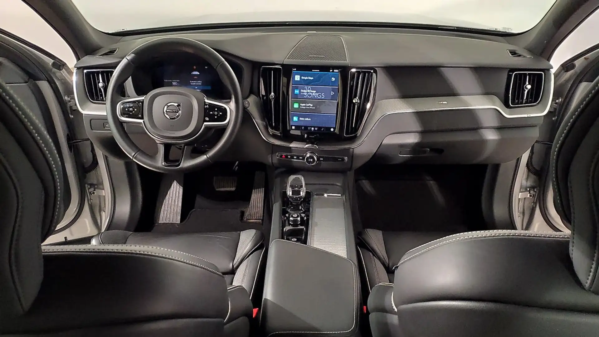 Volvo XC60 B5 Mild Hybrid Awd Automatico Plus Dark Zilver - 2