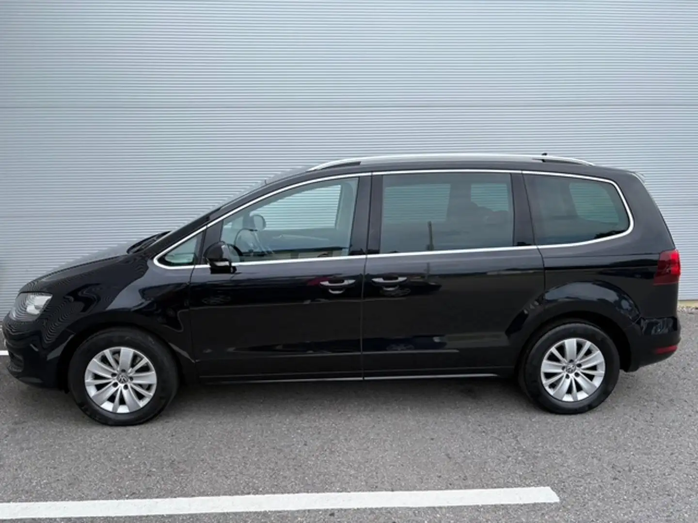 Volkswagen Sharan Business TDI SCR 4MOTION Schwarz - 2