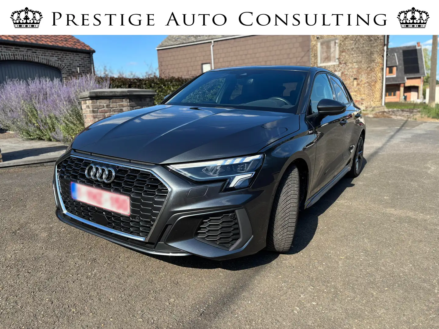 Audi A3 Sportback 30 TFSI Business Edition S line S tronic Grijs - 1