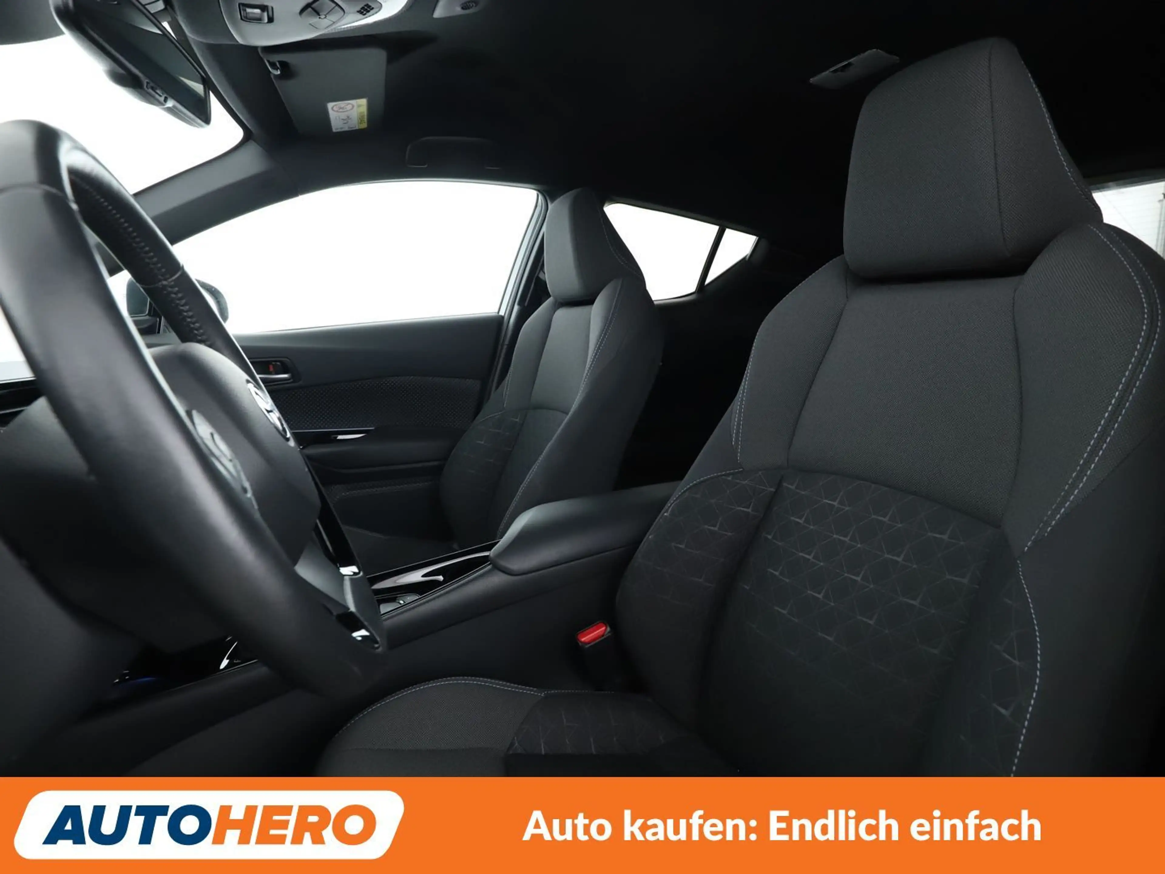 Toyota C-HR 2.0 Hybrid Team D Aut.*NAVI*LED*ACC*SPUR*PDC* — photo 10