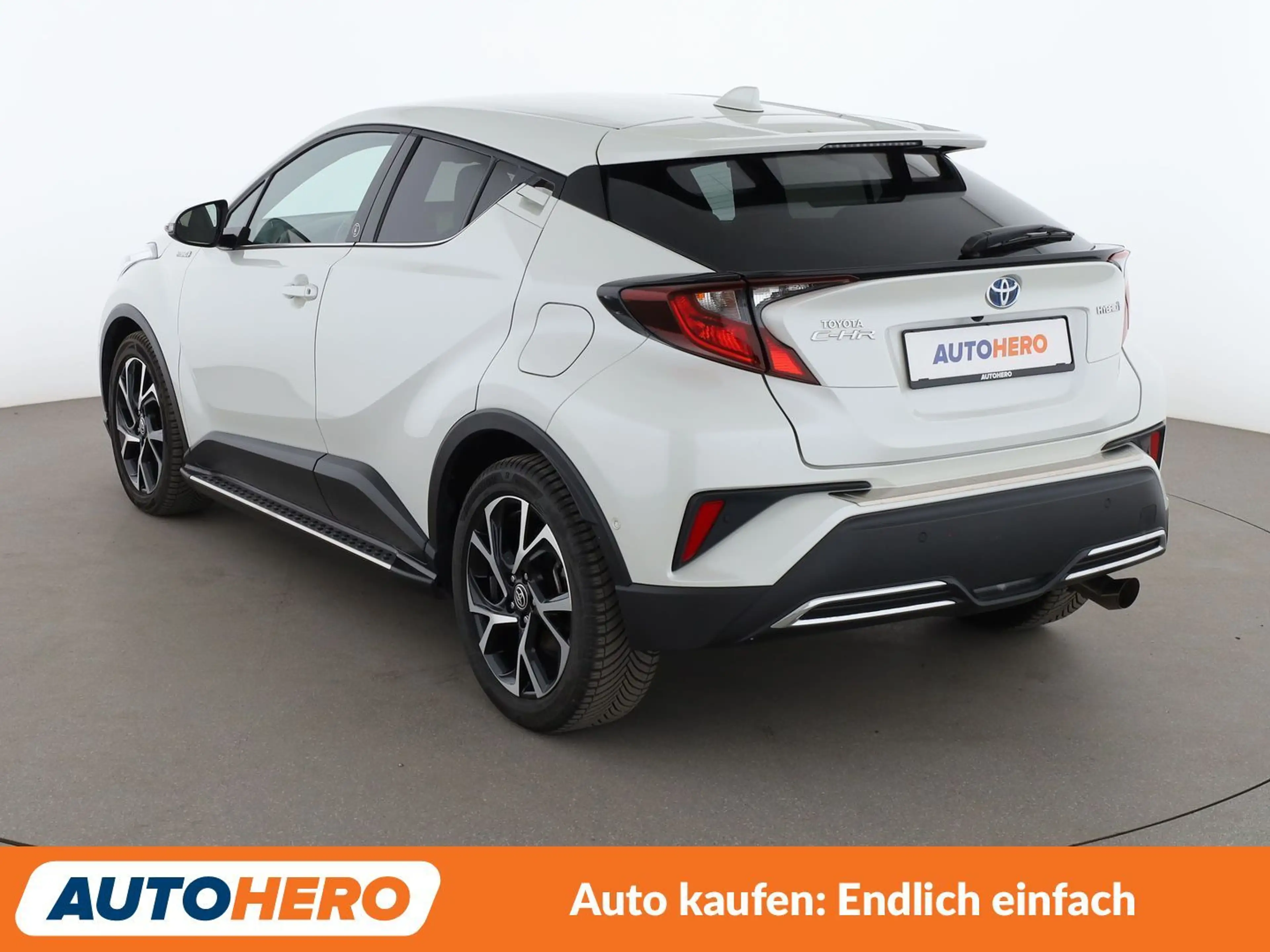 Toyota C-HR 2.0 Hybrid Team D Aut.*NAVI*LED*ACC*SPUR*PDC* — photo 4