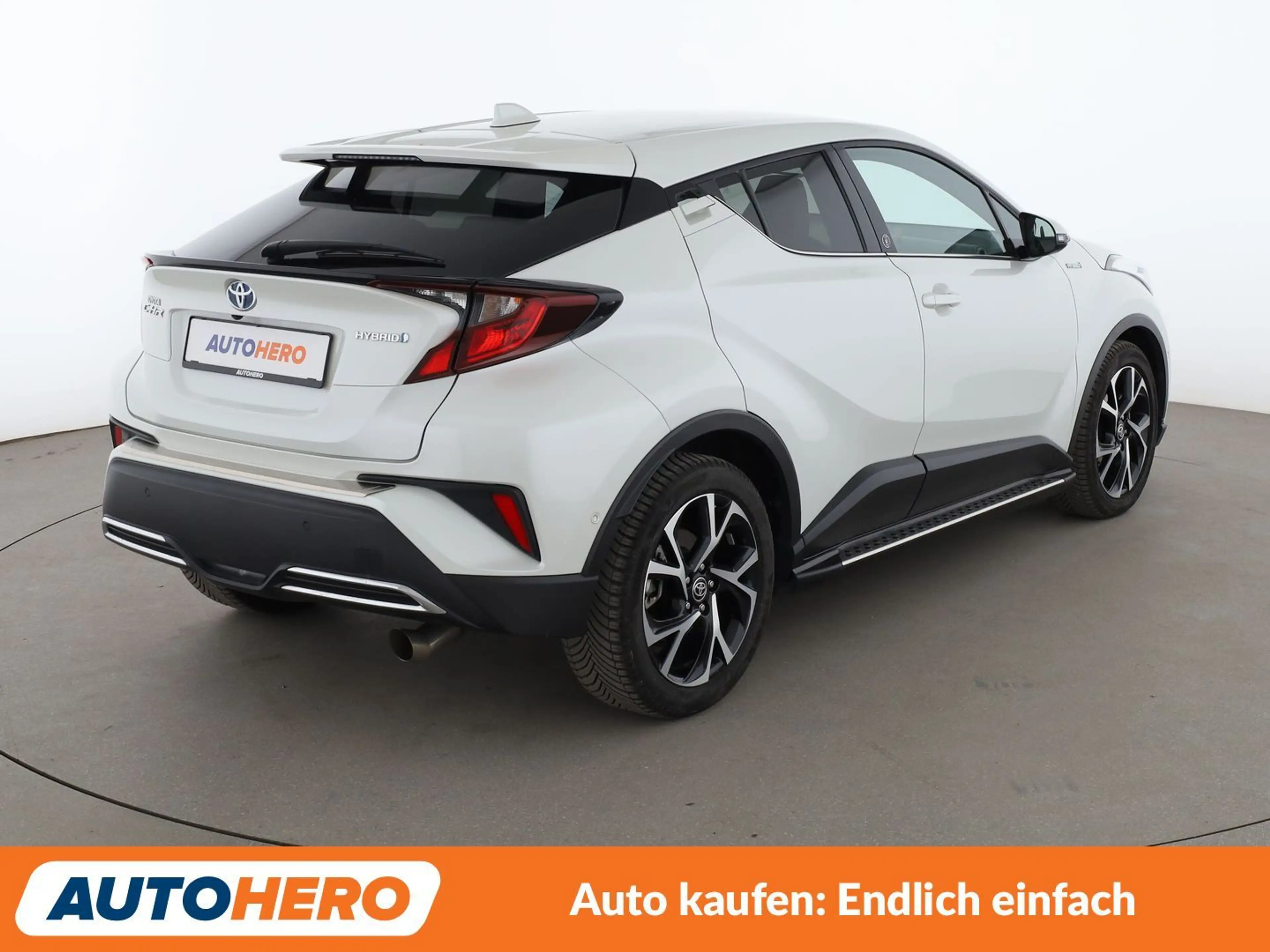 Toyota C-HR 2.0 Hybrid Team D Aut.*NAVI*LED*ACC*SPUR*PDC* — photo 6