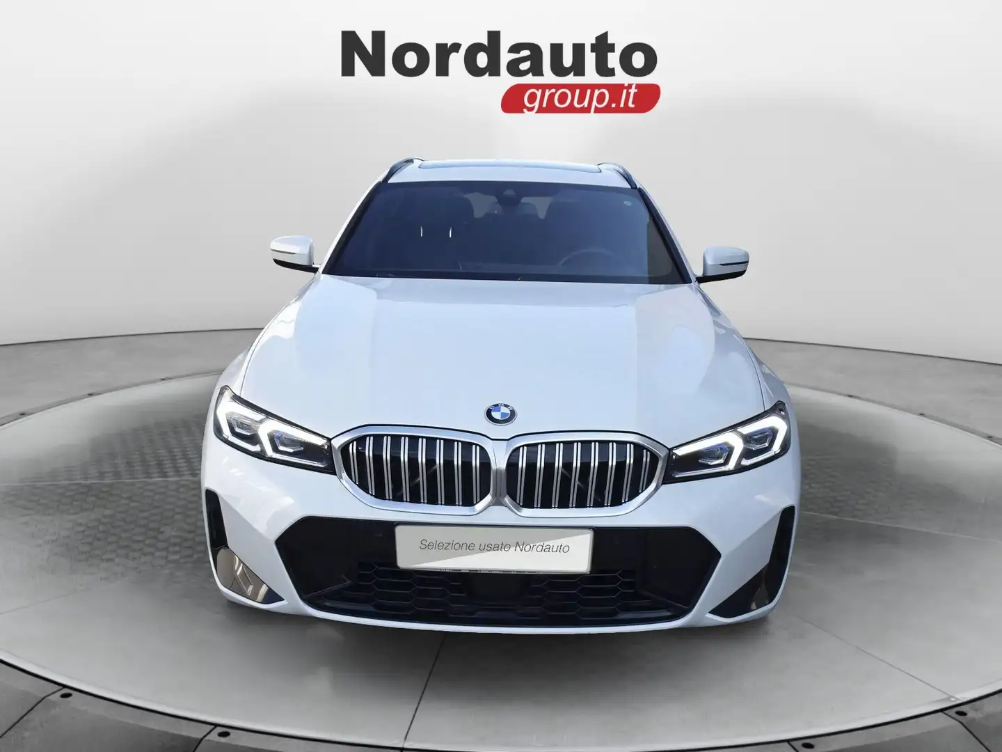 BMW 320 320d 48V xDrive Touring Msport Bianco - 2