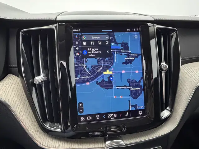 Volvo XC60 view 18