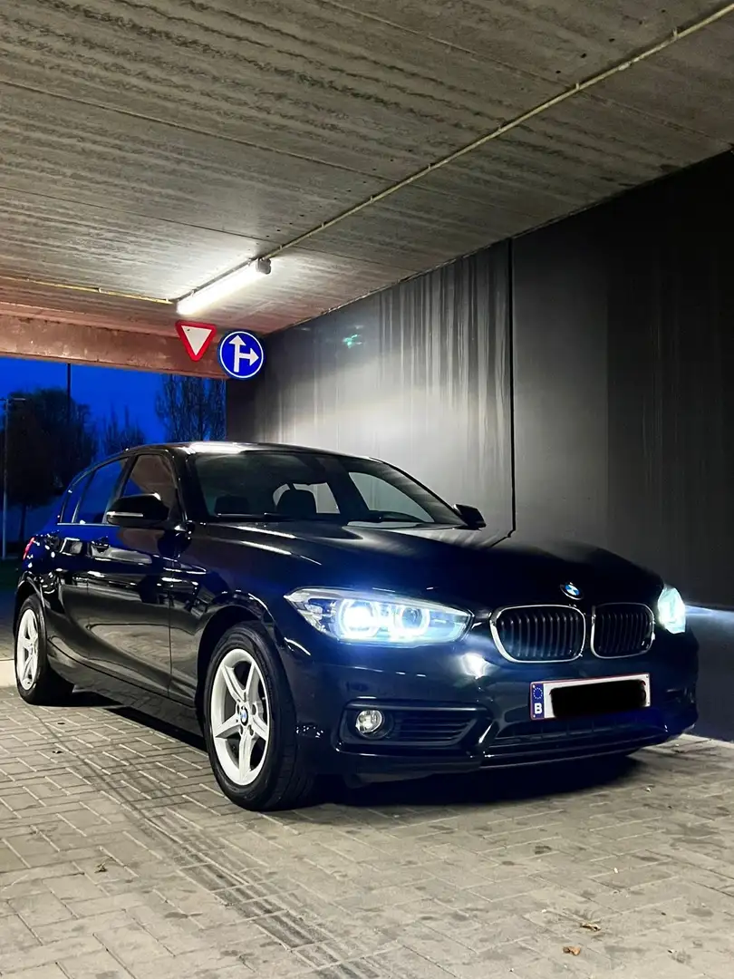 BMW 118 d Noir - 1