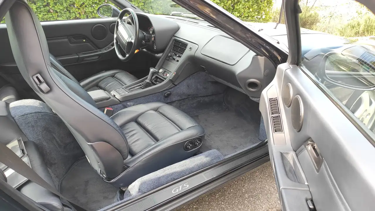 Porsche 928 5.4 GTS auto, foto 2