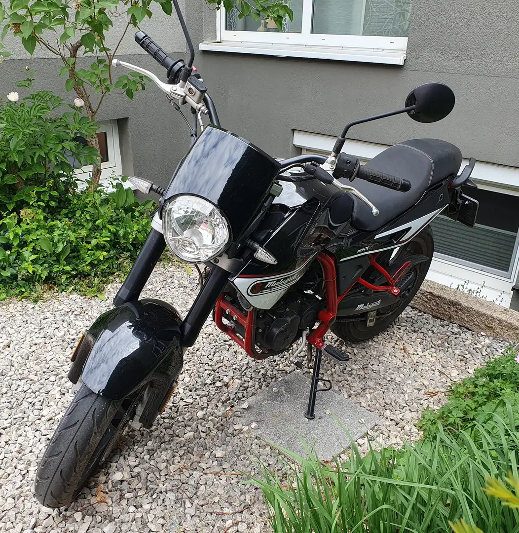 Malaguti Monte Pro 125 Zwart - 2