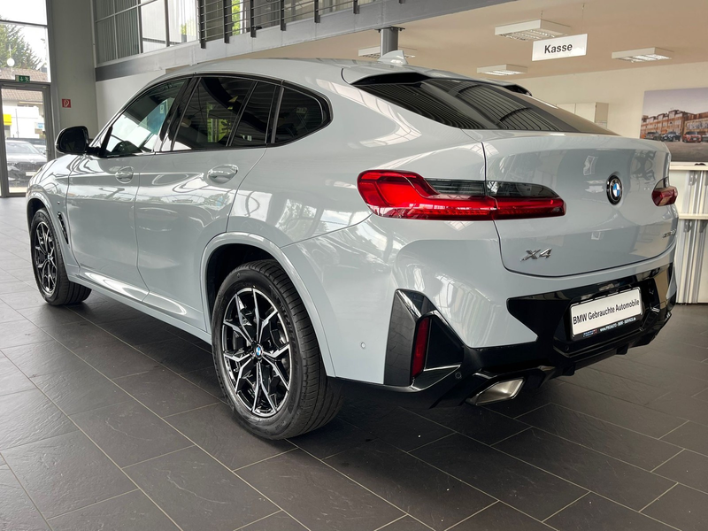 BMW X4 xDrive 20i M Sport AHK/Pano/A-LED/ACC/LiveCoPro — photo 4