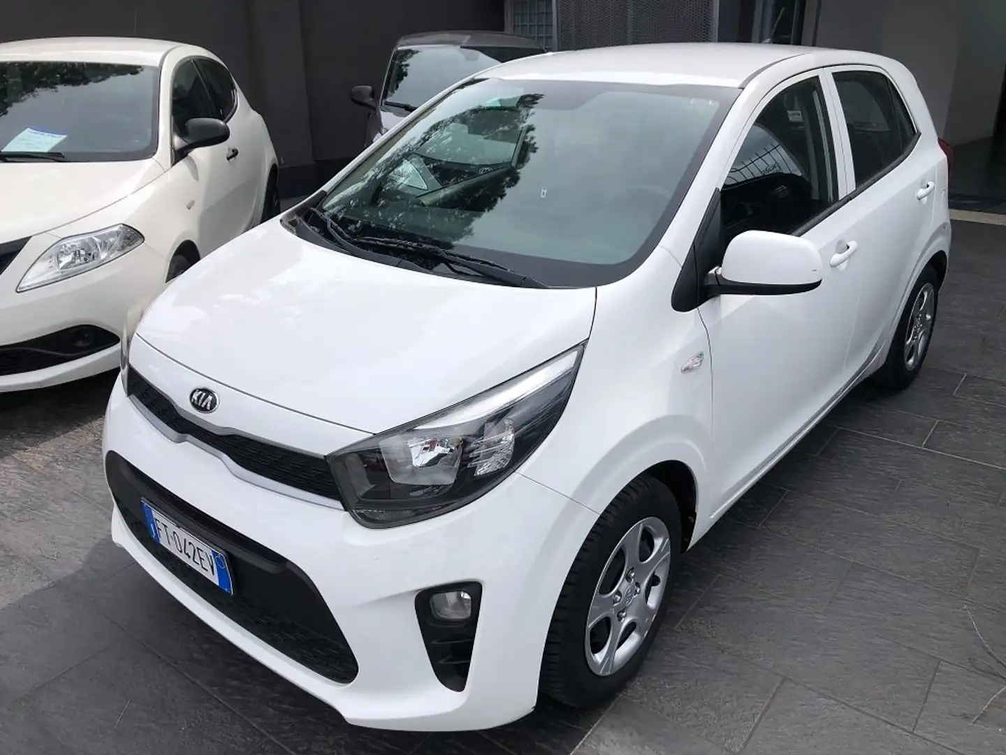 Kia Picanto 1.0 Active Gpl 67 CV PREZZO REALE Bianco - 2