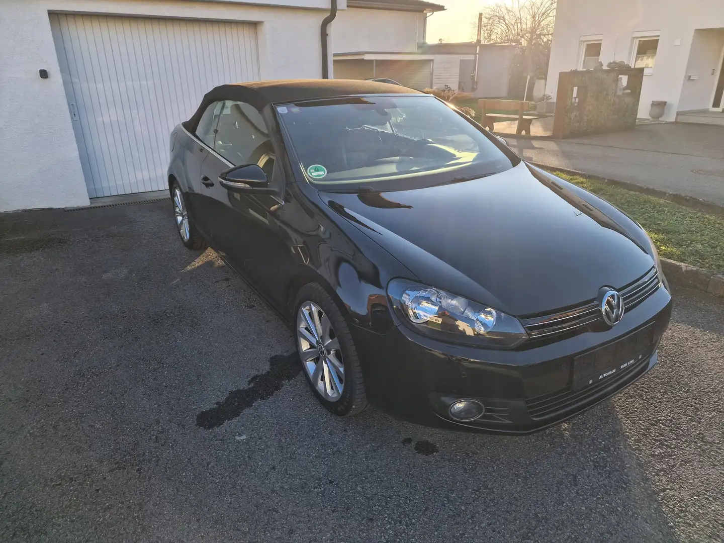 Volkswagen Golf Cabriolet Cabrio BMT 1,6 TDI DPF Schwarz - 2