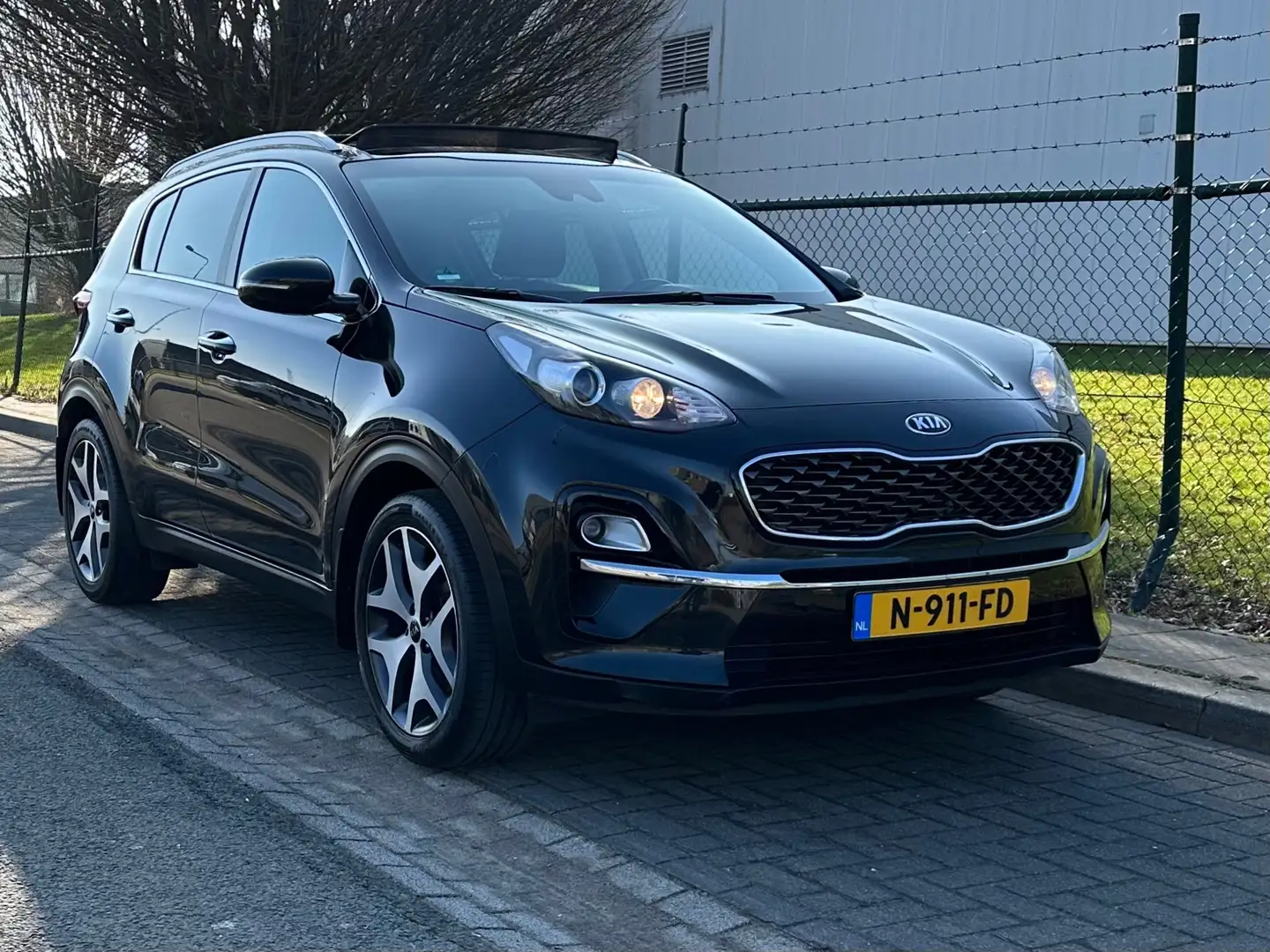 Kia Sportage 1.6 T-GDI AUT DynamicPlusLine Zwart - 2