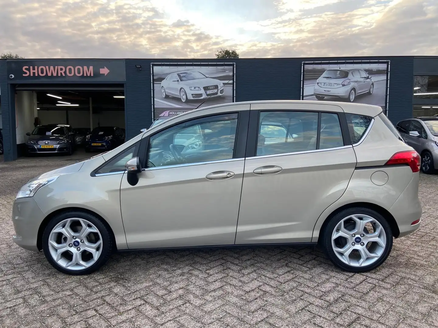Ford B-Max 1.6 TI-VCT Titanium X-pack - Automaat - 64.091 Kil Grijs - 1
