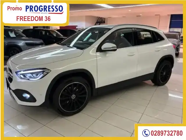 Mercedes-Benz GLA 180 GLA 180 Automatic Business Extra