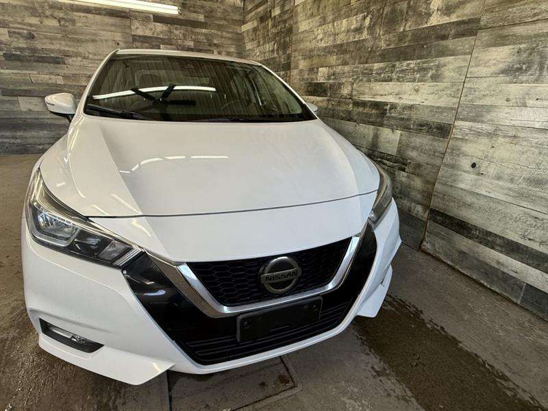 2021 Nissan Versa SV  ** APPROUVÉ À 99.9% ** — снимка 1