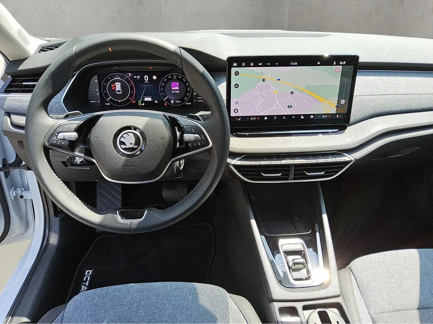 Skoda Octavia Selection+DSG+AHK+Comfort Wit - 2