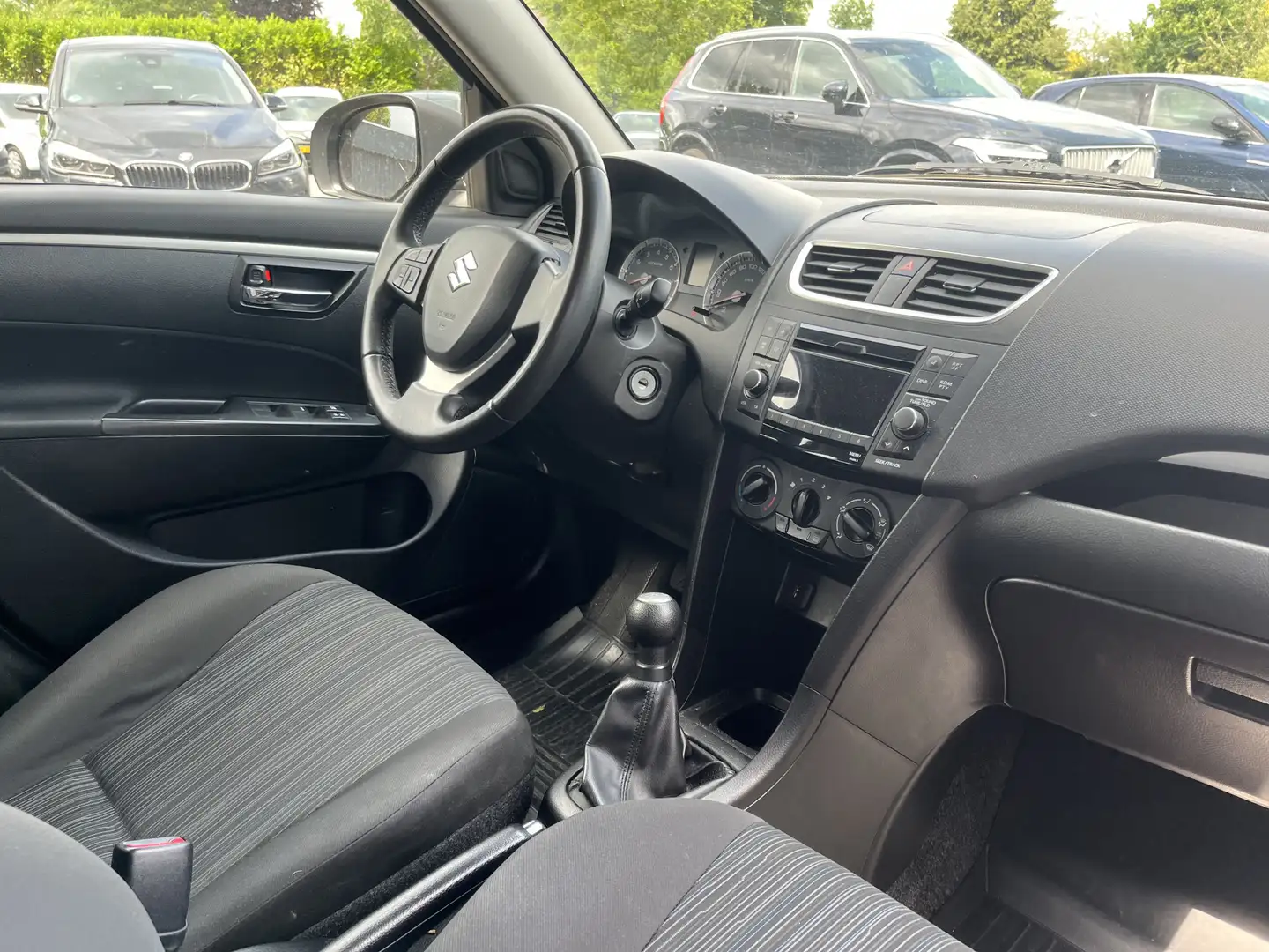 Suzuki Swift 1.2 Comfort 5drs / Airconditioning / radio-Usb / E Grijs - 2