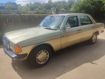 W 123 300 DIESEL 88 CV