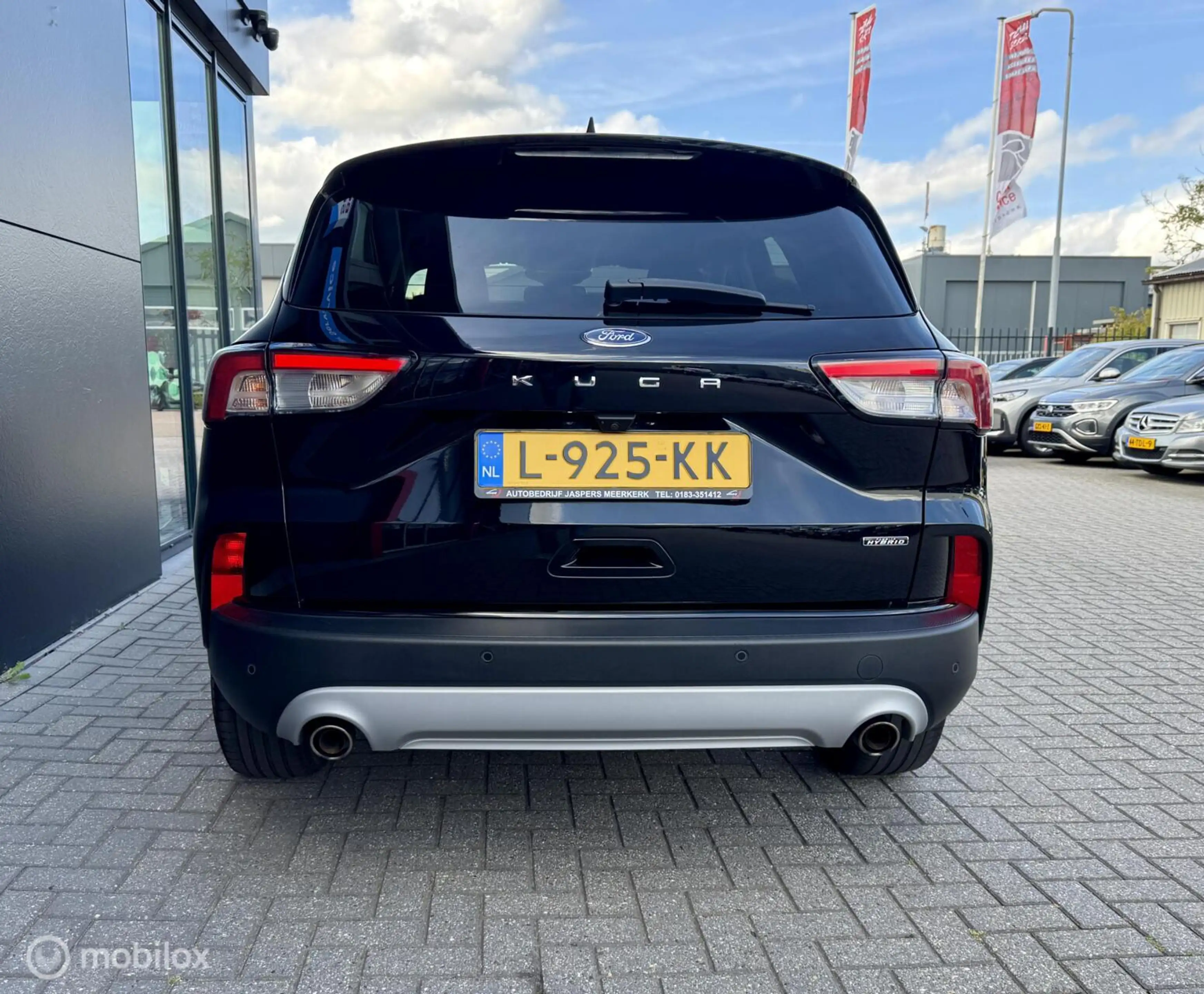 Ford Kuga 2.5 PHEV Titanium X — photo 6