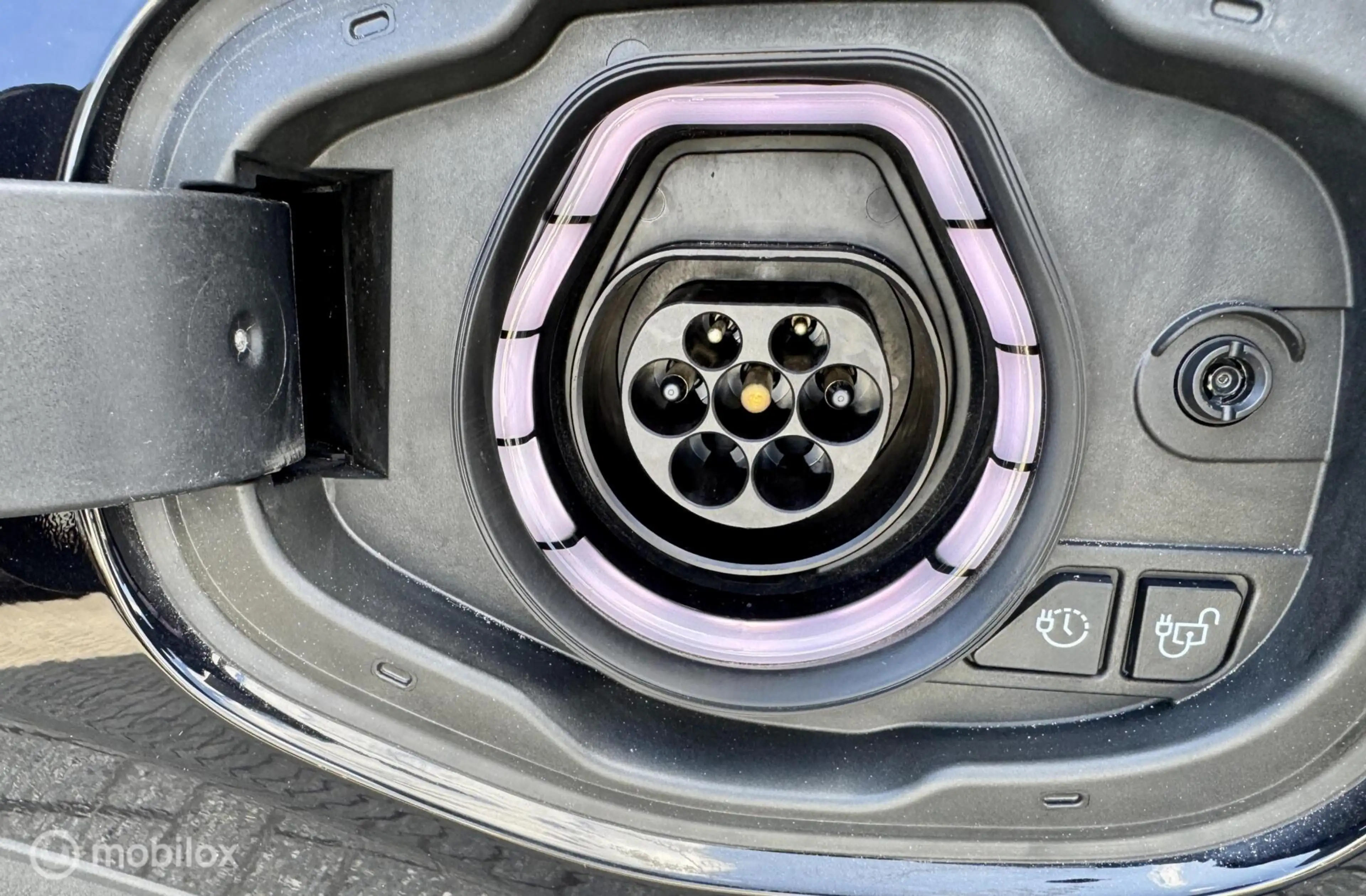 Ford Kuga 2.5 PHEV Titanium X — photo 44