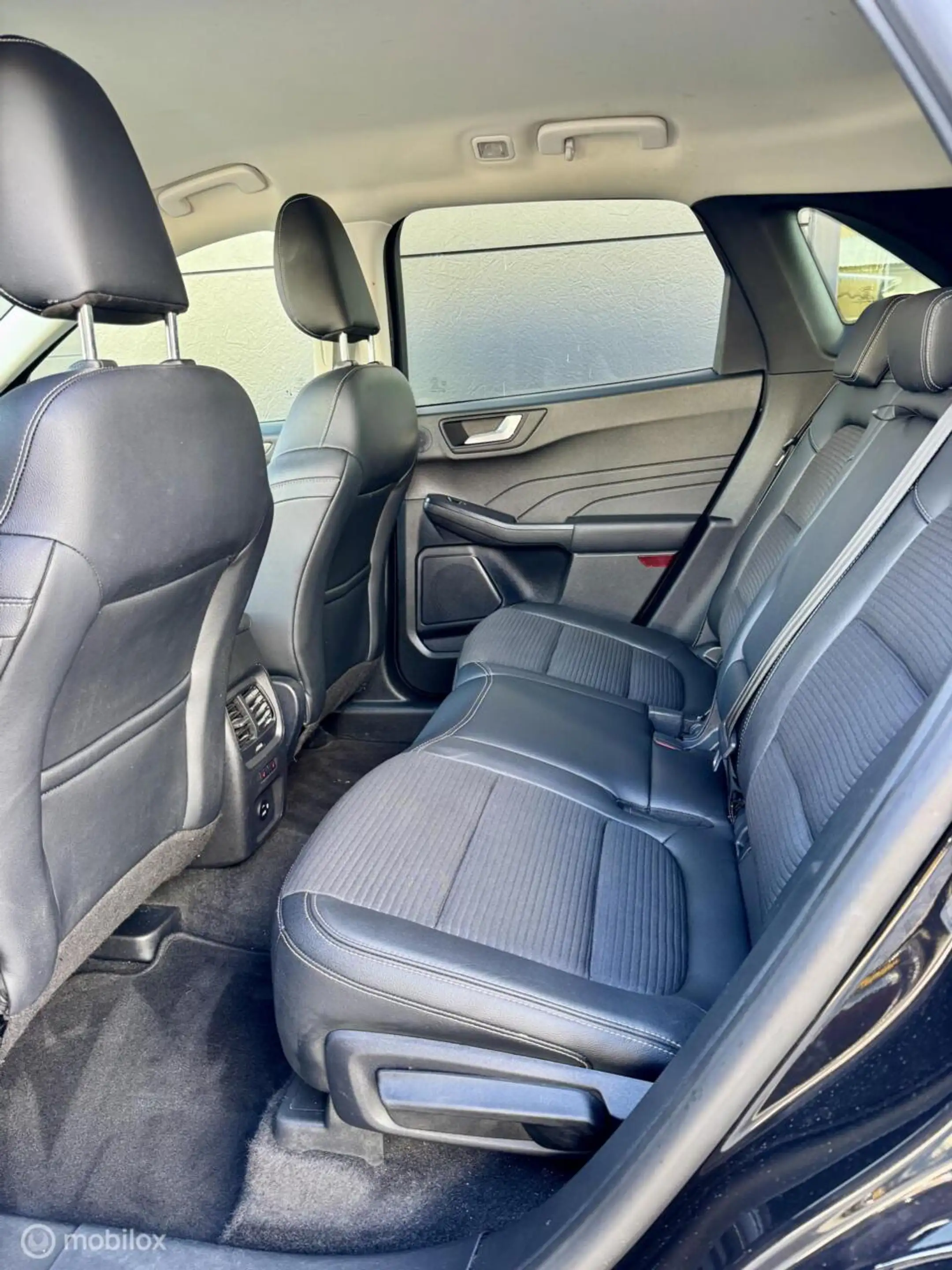 Ford Kuga 2.5 PHEV Titanium X — photo 15