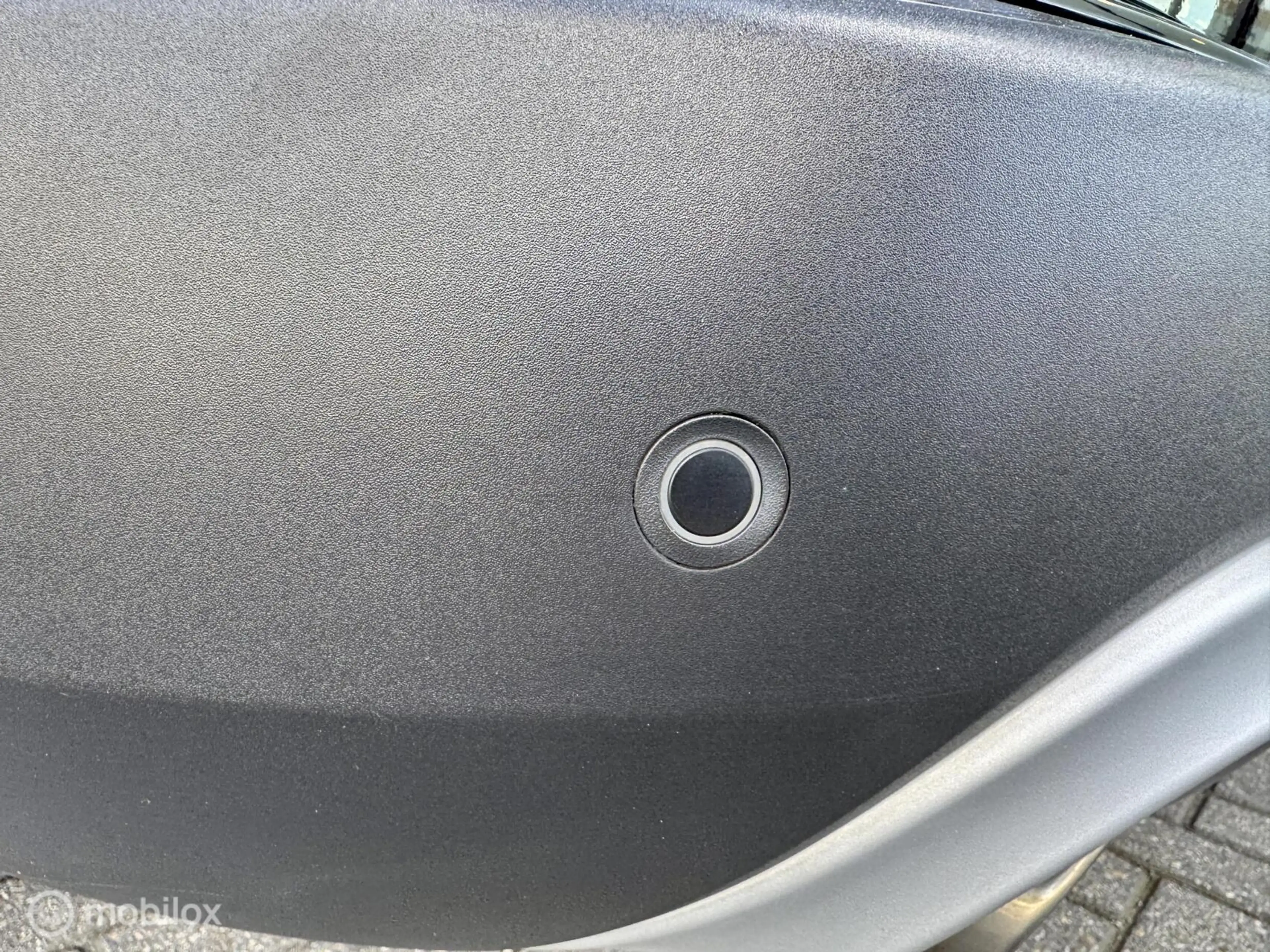 Ford Kuga 2.5 PHEV Titanium X — photo 47