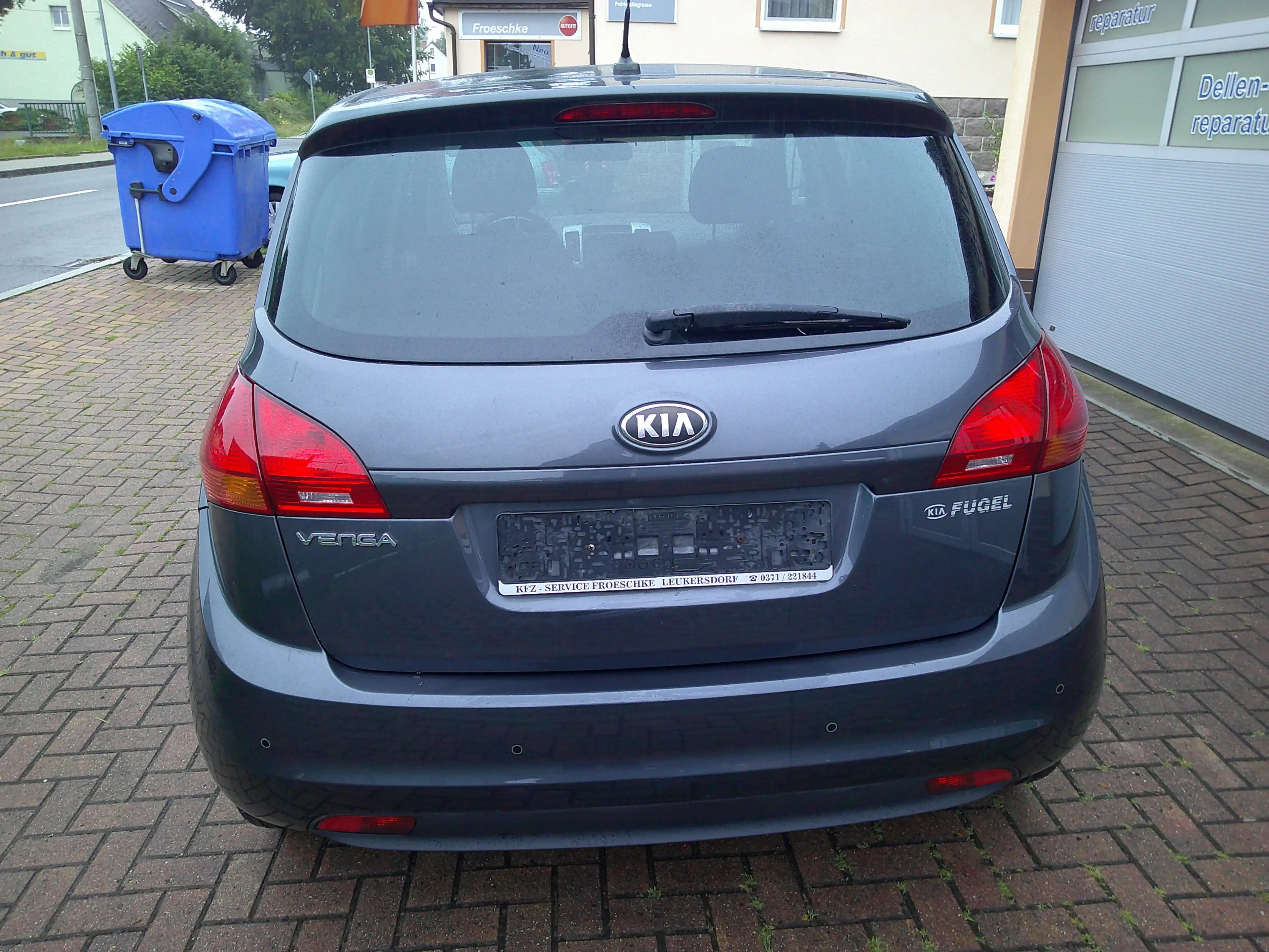 Kia Venga FIFA World Cup Edition   TÜV Neu  Sitzheizung — photo 4