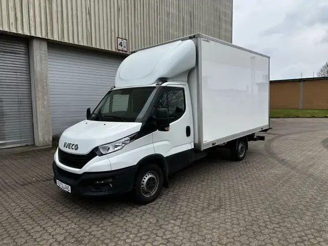 Iveco Daily 35S14 2.3D*Koffer*el.hydr.Ladebordwand*