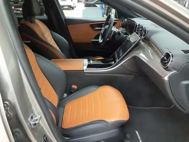 Mercedes-Benz C-Class view 7