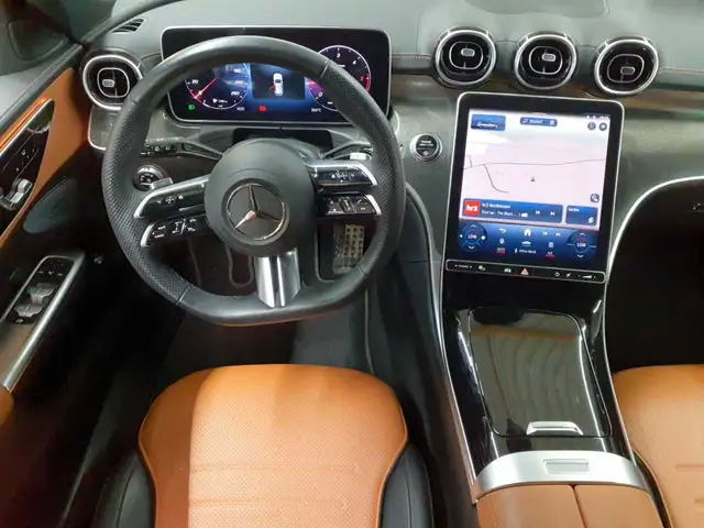 Mercedes-Benz C-Class view 9