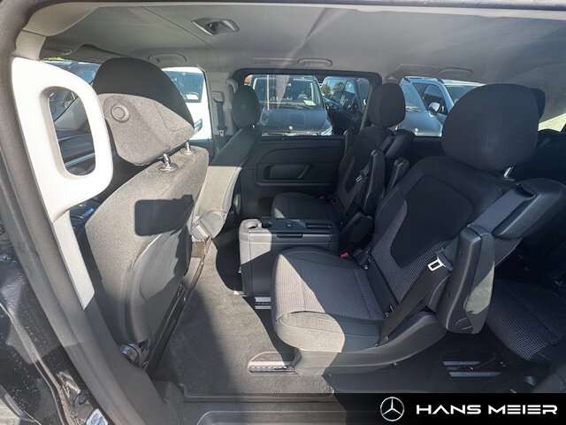 Mercedes-Benz V 220