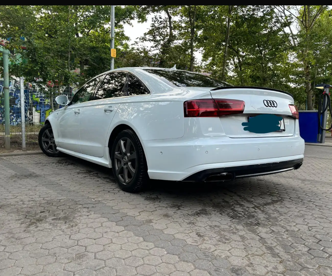 Audi A6 2.0 TDI Ultra DPF S tronic - 2