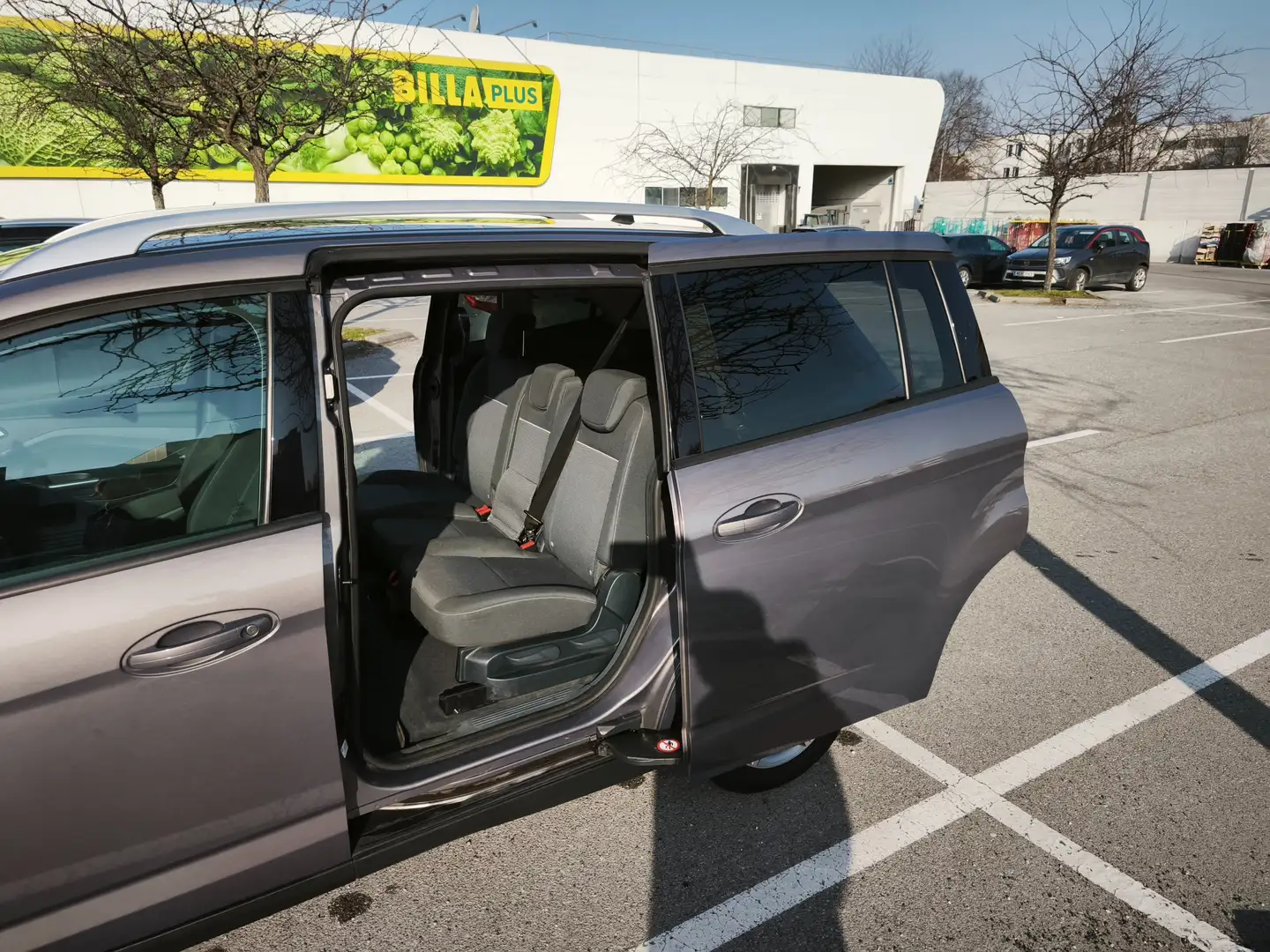 Ford Grand C-Max Schiebetüren | Viel Stauraum | Top gepflegt | Ideal für Familien Beige - 2