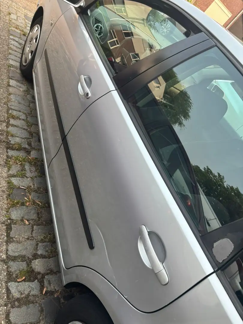 Volkswagen Polo 1.2-12V Comfortline Grijs - 2