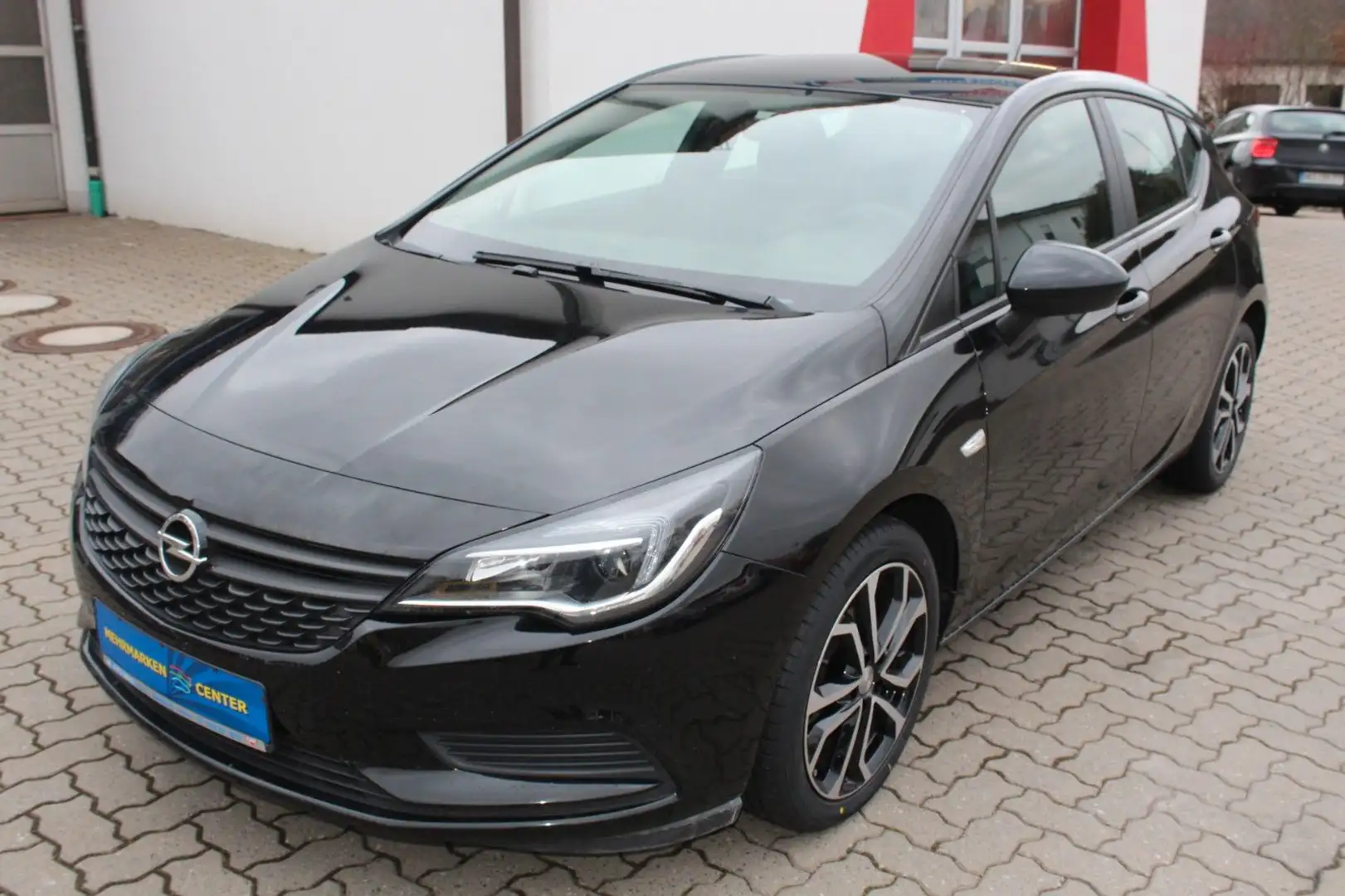 Opel Astra K Lim. 5-trg - Alu Schwarz - 2