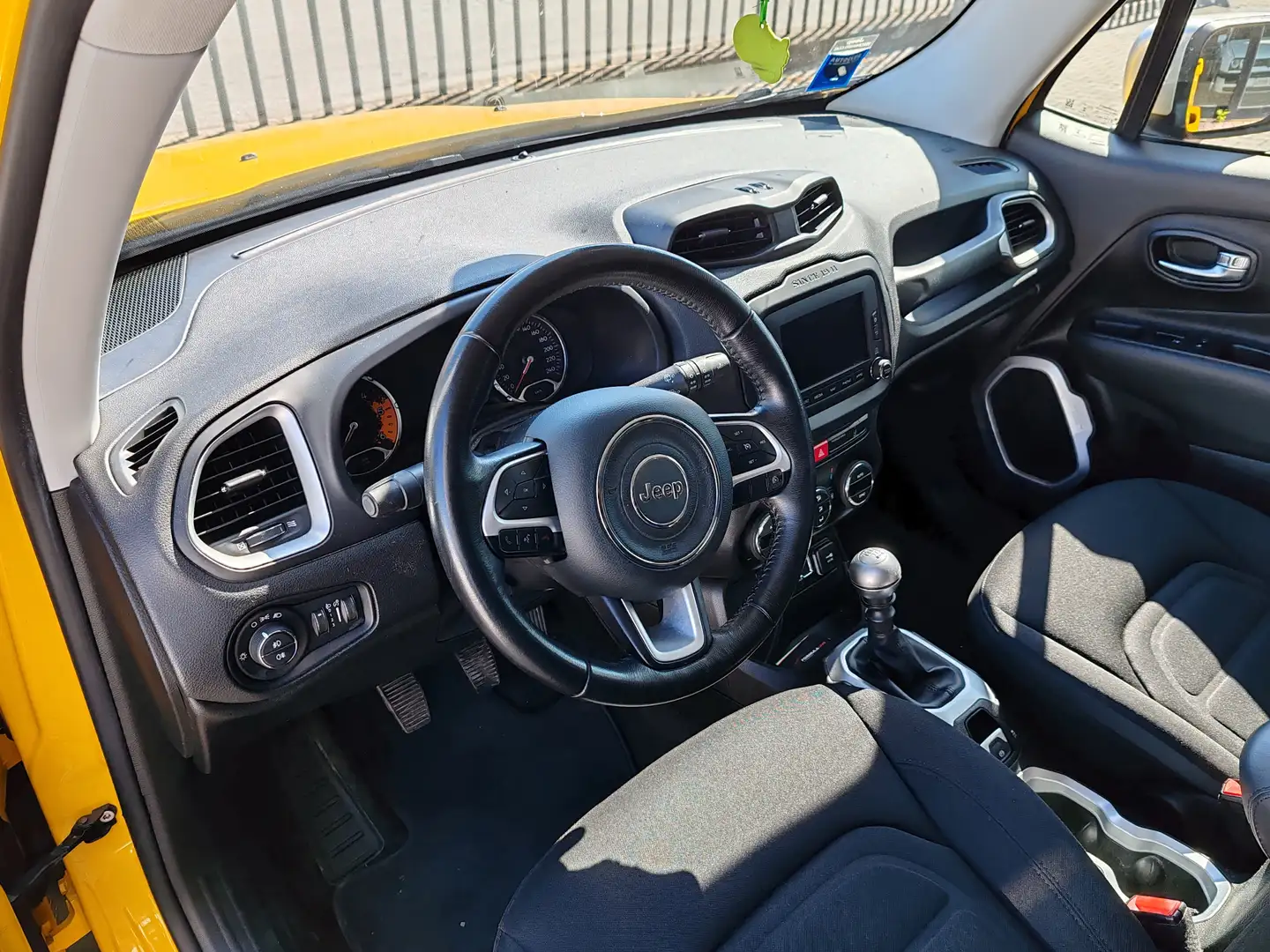 Jeep Renegade Renegade 1.6 mjt Limited 120cv E6 - NEOPATENTATI Žlutá - 2