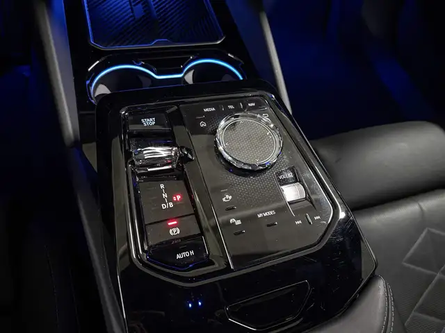 BMW i5 view 15