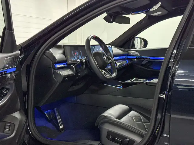 BMW i5 view 8
