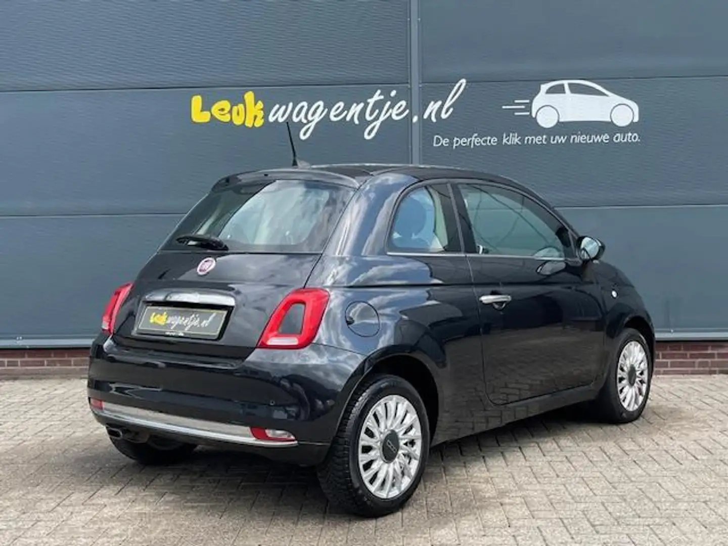 Fiat 500 1.2 Lounge *navi *stoelverw. *climate *all-season Zwart - 2