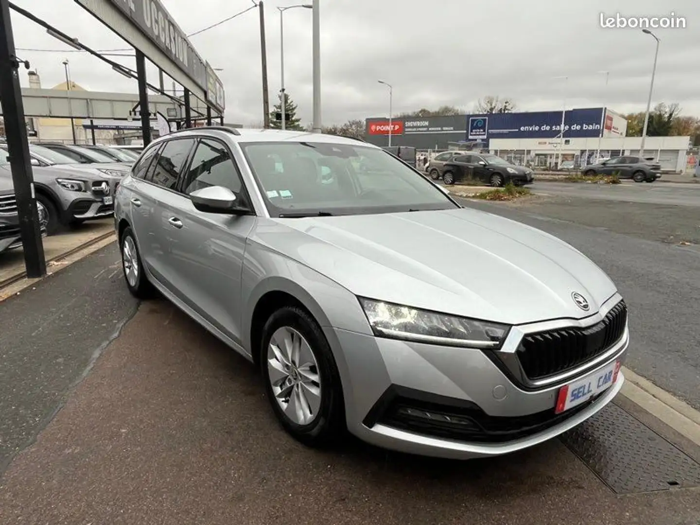 Skoda Octavia 2.0 tdi 150 BUSINESS DSG7 Gris - 2